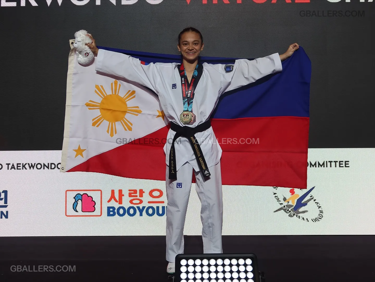 Zyka Angelica Santiago took home the gold in the Young Adult Individual Mixed category at the 1st World Taekwondo Virtual Championships held at OCBC Arena in Singapore.